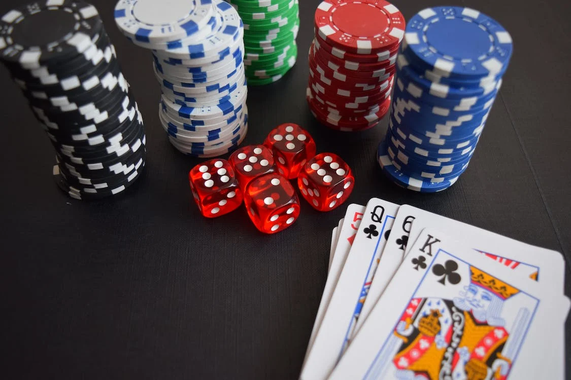 Pai Gow Poker: Strategy and Rules